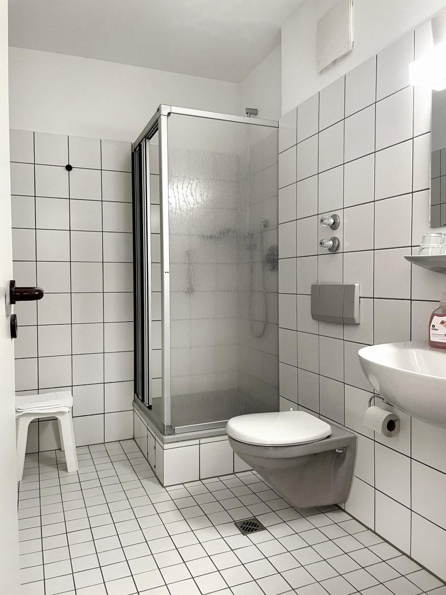 Willi-Michels-Bildungsstaette Hotell Hattingen Exteriör bild